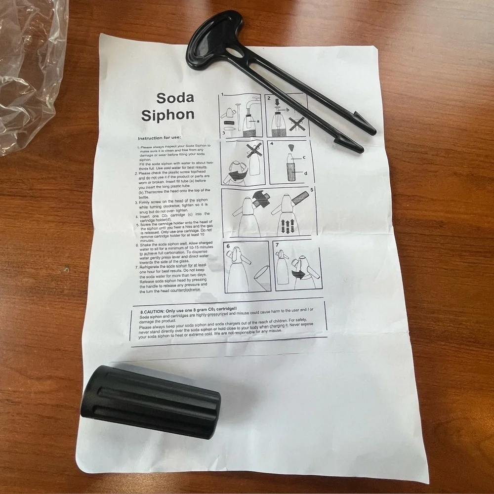 Soda Siphon Seltzer Water Maker Metal 1.0 L Black CO2 Bubble Generator Cocktails